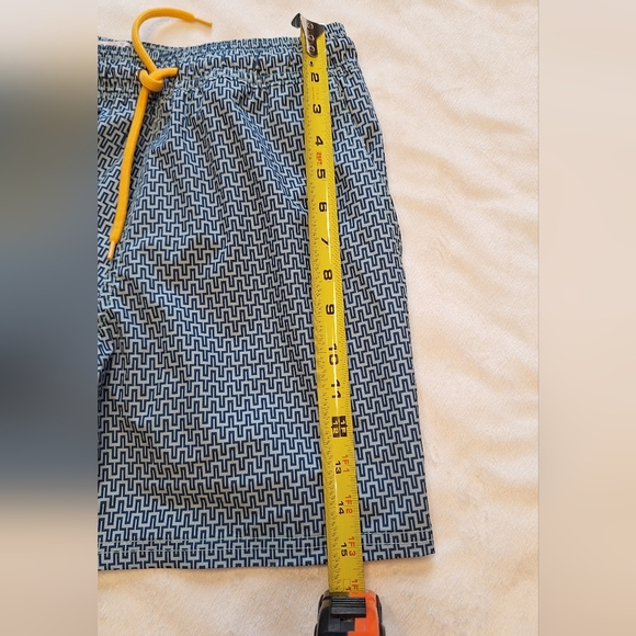 NWT- J. Crew Flex 6" Swim Shorts - Picture 11 of 13